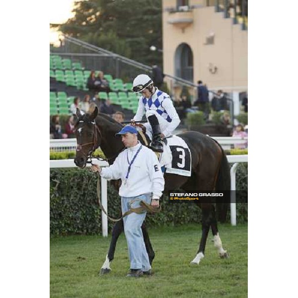 Mirco Demuro on Distant Way before the Premio Roma At The Races Rome, 4th nov. 2007 ph. Stefano Grasso