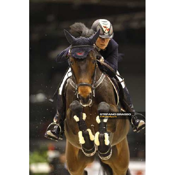 Jessica Kuerten on Castle Forbes Libertina winner of the 3rd prize of Rolex Fei World Cup Verona 2007 Verona, 9th nov. 2007 ph. Stefano Grasso