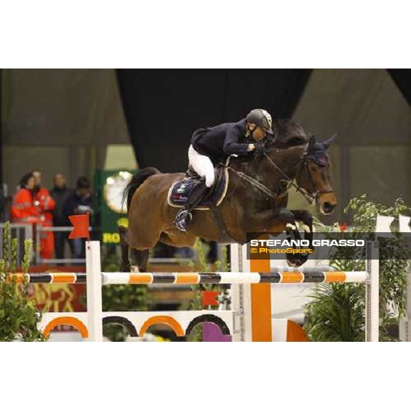 Jessica Kuerten on Castle Forbes Libertina winner of the 3rd prize of Rolex Fei World Cup Verona 2007 Verona, 9th nov. 2007 ph. Stefano Grasso