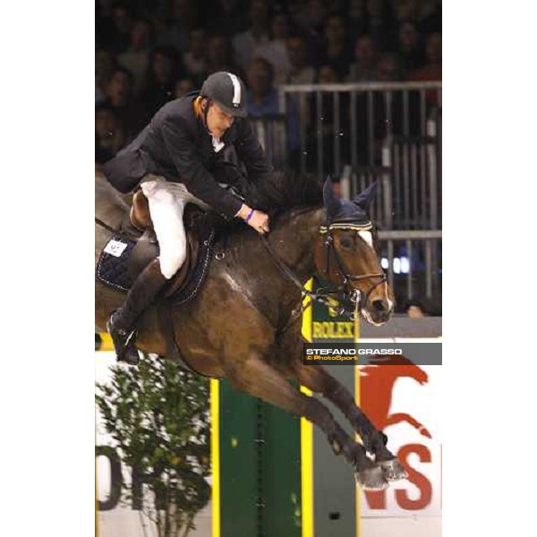 Albert Zoer on Oki Doki wins the Rolex Fei World Cup Jumping Prix. 8 Verona, 11th nov. 2007 ph. Stefano Grasso