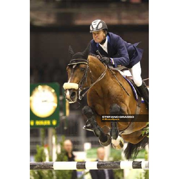 Rutherford Latham on Guarana Champeix 3rd in the Rolex Fei World Cup Jumping Prix. 8 Verona, 11th nov. 2007 ph. Stefano Grasso