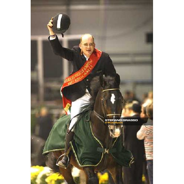 Albert Zoer on Oki Doki exulting after winning the Rolex Fei World Cup Jumping Prix. 8 Verona, 11th nov. 2007 ph. Stefano Grasso