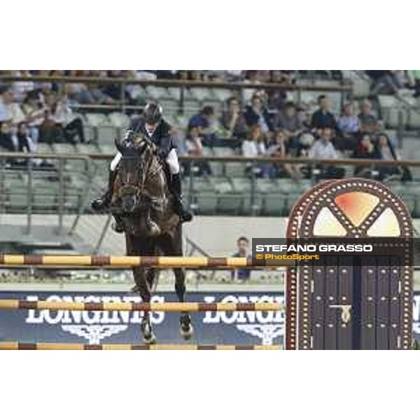 LGCT of Doha - Grand Prix - Harrie Smolders on Don VHP Z - DOHA - Al Shaqab,11th nov. 2017 - ph.Stefano Grasso/LGCT