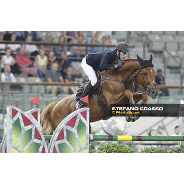 LGCT of Doha - Grand Prix - Kevin Staut on Silver Deux de Virton HDC - DOHA - Al Shaqab,11th nov. 2017 - ph.Stefano Grasso/LGCT