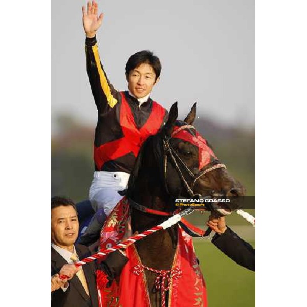 Yutaka Take on Vermilion winner of the Japan Cup Dirt 2007 Tokyo- Fuchu, 24th nov. 2007 ph.Stefano Grasso