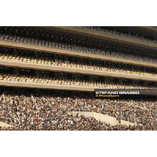 a partial view of the grand stand before the Japan Cup Dirt at Fuchu racecourse Tokyo-Fuchu, 24th nov. 2007 ph. Stefano Grasso