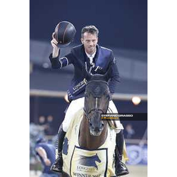 LGCT of Doha - Prize giving ceremony - Harrie Smolders on Don VHP Z wins the overall standing - DOHA - Al Shaqab,11th nov. 2017 - ph.Stefano Grasso/LGCT