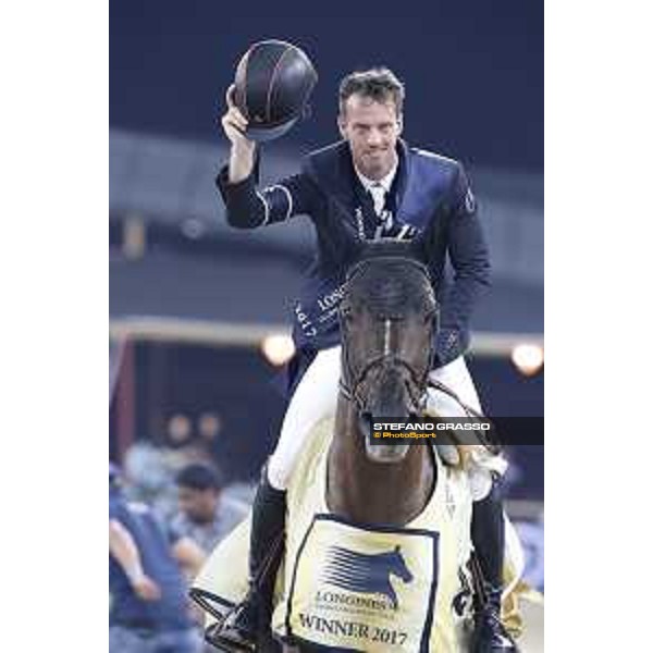 LGCT of Doha - Prize giving ceremony - Harrie Smolders on Don VHP Z wins the overall standing - DOHA - Al Shaqab,11th nov. 2017 - ph.Stefano Grasso/LGCT