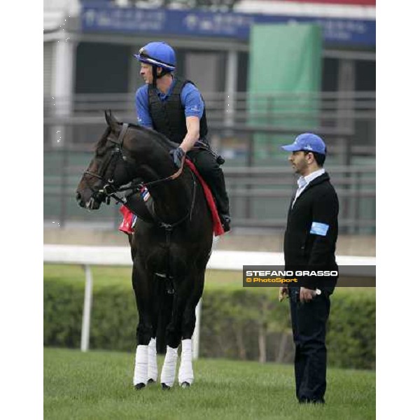Ramonti preparing for morning track works at Sha Tin watched by Saeed Bin Suroor Hong Kong, 6th dec. 2007 ph. Stefano Grasso