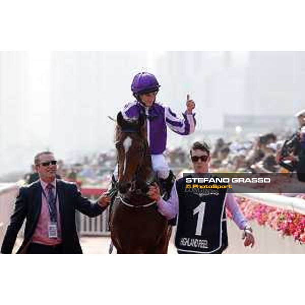 LHKIR - Longines Hong Kong Vase - Ryan Moore on Highland Reel wins race 4 Hong Kong,10th dec. 2017 Ph.Stefano Grasso/Longines