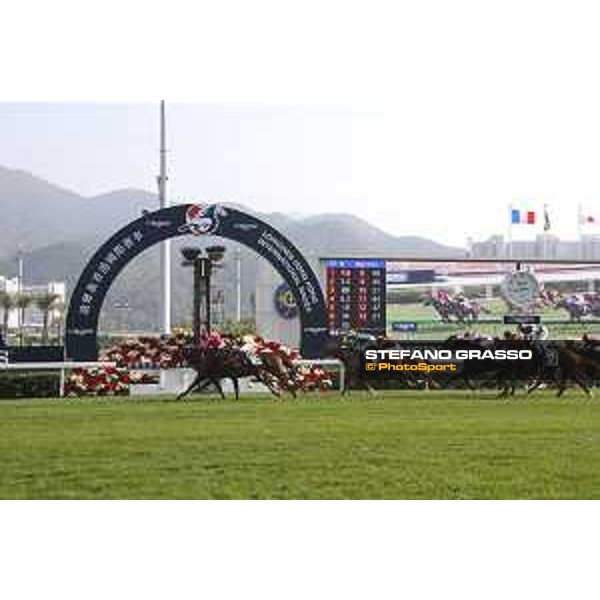 LHKIR - Longines Hong Kong Sprint - Olivier Deleuze on D B Pin wins race 5 Hong Kong,10th dec. 2017 Ph.Stefano Grasso/Longines