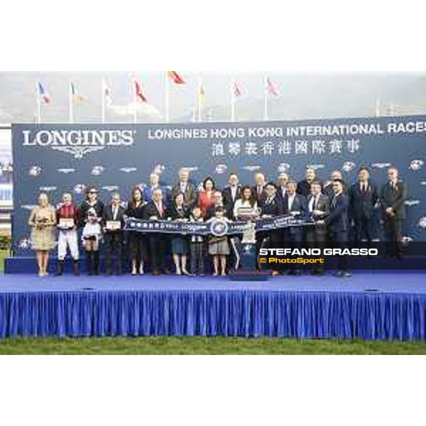 LHKIR - Longines Hong Kong Cup - Zac Purton onTime Warp wins race 8 Hong Kong,10th dec. 2017 Ph.Stefano Grasso/Longines