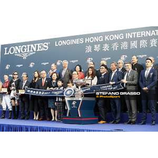 Longines Hong Kong International Races Longines Hong Kong Cup - winner Zac Purton on Time Warp Hong Kong,10th dec. 2017 Ph.Stefano Grasso/Longines