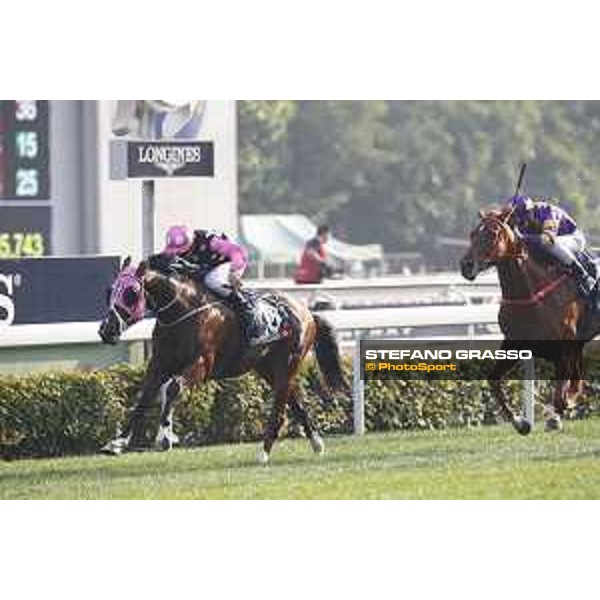 Longines Hong Kong International Races Longines Hong Kong Mile - winner KC Leung on Beauty Generation Hong Kong,10th dec. 2017 Ph.Stefano Grasso/Longines
