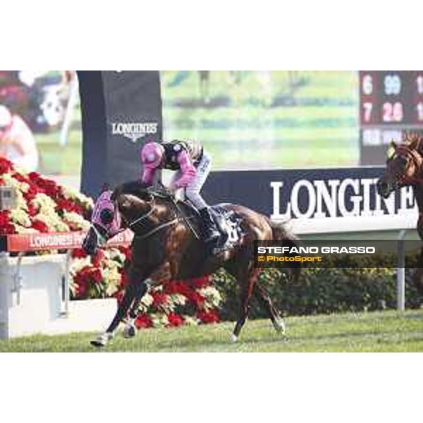 Longines Hong Kong International Races Longines Hong Kong Mile - winner KC Leung on Beauty Generation Hong Kong,10th dec. 2017 Ph.Stefano Grasso/Longines