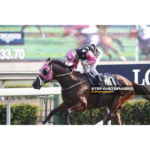 Longines Hong Kong International Races Longines Hong Kong Mile - winner KC Leung on Beauty Generation Hong Kong,10th dec. 2017 Ph.Stefano Grasso/Longines