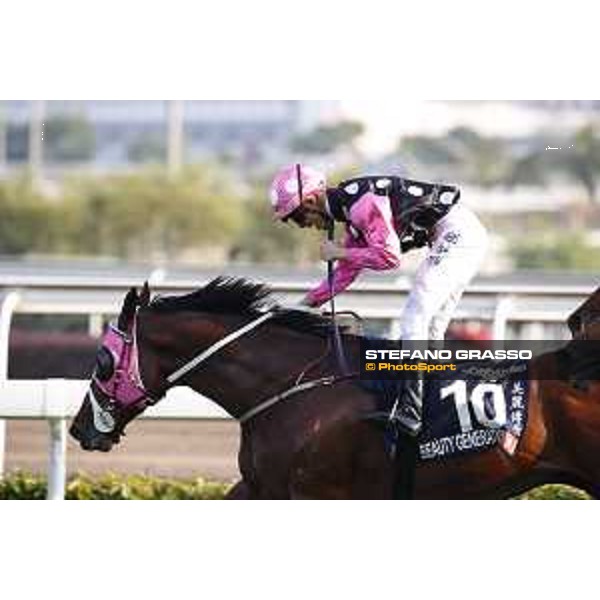 Longines Hong Kong International Races Longines Hong Kong Mile - winner KC Leung on Beauty Generation Hong Kong,10th dec. 2017 Ph.Stefano Grasso/Longines