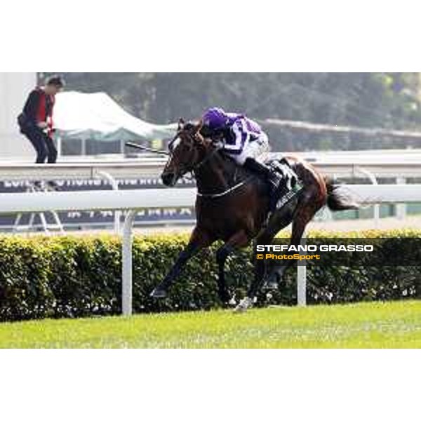 Longines Hong Kong International Races Longines Hong Kong Vase - winner Ryan Moore on Highland Reel Hong Kong,10th dec. 2017 Ph.Stefano Grasso/Longines
