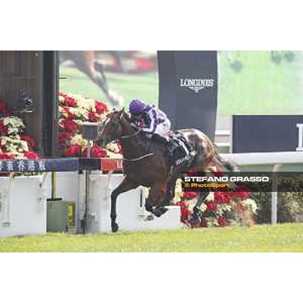 Longines Hong Kong International Races Longines Hong Kong Vase - winner Ryan Moore on Highland Reel Hong Kong,10th dec. 2017 Ph.Stefano Grasso/Longines