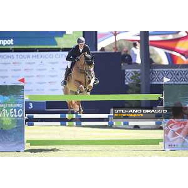 LGCT of Mexico City - Class 11 - Michael Duffy (IRL) on Jule van den Tinnenpot - Mexico City, Campo Marte - 25 March 2018 - ph.Mario Grassia/LGCT