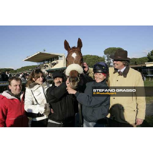 Valfredo Valiani congratulates with Cockaine after winning the Premio Andred Pisa, 16th dec. 2007 ph. Stefano Grasso