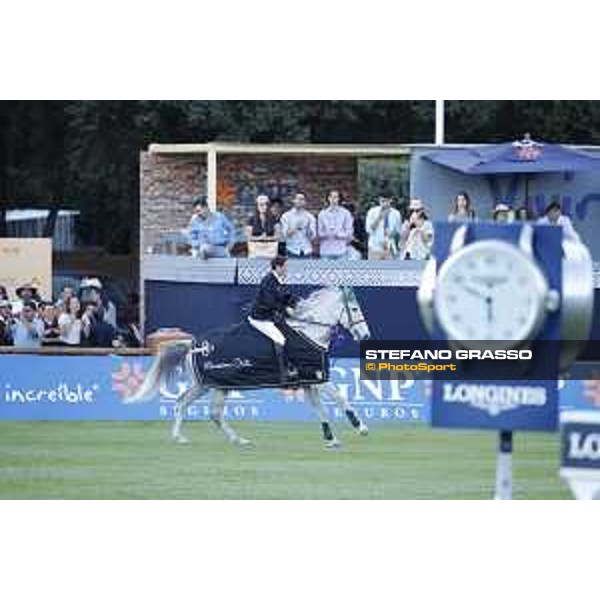 LGCT of Mexico City - Class 6 - Prize giving ceremony - Lorenzo de Luca (ITA) on Limestone Grey - Mexico City, Campo Marte - 24 March 2018 - ph.Stefano Grasso/LGCT
