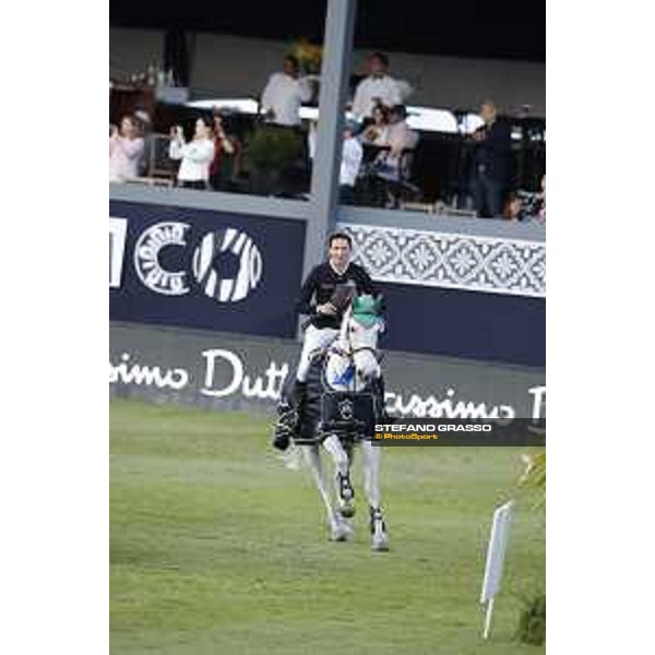 LGCT of Mexico City - Class 6 - Prize giving ceremony - Lorenzo de Luca (ITA) on Limestone Grey - Mexico City, Campo Marte - 24 March 2018 - ph.Stefano Grasso/LGCT