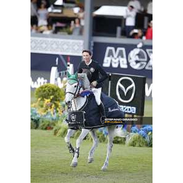LGCT of Mexico City - Class 6 - Prize giving ceremony - Lorenzo de Luca (ITA) on Limestone Grey - Mexico City, Campo Marte - 24 March 2018 - ph.Stefano Grasso/LGCT