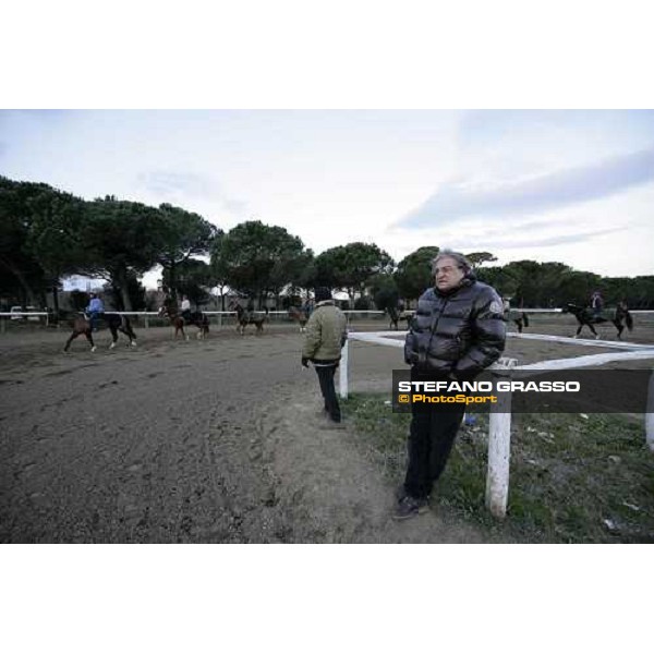 trainer Pierluigi Giannotti during morning works at \'I Cotoni\' Pisa San Rossore, 17th dec. 2007 ph. Stefano Grasso
