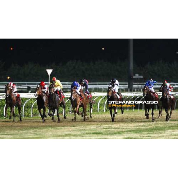 last 100 meters of the Premio Nastro D\' Oro di Sicilia with Gabriele Bietolini on Once More Dubai leading Siracusa, 12th jan. 2008 ph. Stefano Grasso