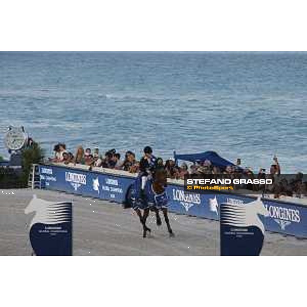 LGCT of Miami Beach - Grand Prix - Prize giving ceremony - Lap of honour for Edwina Tops-Alexander (AUS) - Miami Beach, - 8 April 2018 - ph.Mario Grassia/LGCT