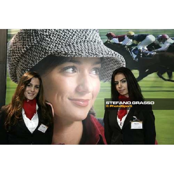 Bruna and Cecilia at Mediterraneo racecourse Siracusa, 12th jan. 2008 ph. Stefano Grasso