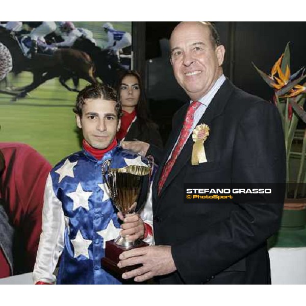 giving prize of Premio Sicilia at Mediterraneo racecourse Siracusa, 12th jan. 2008 ph. Stefano Grasso