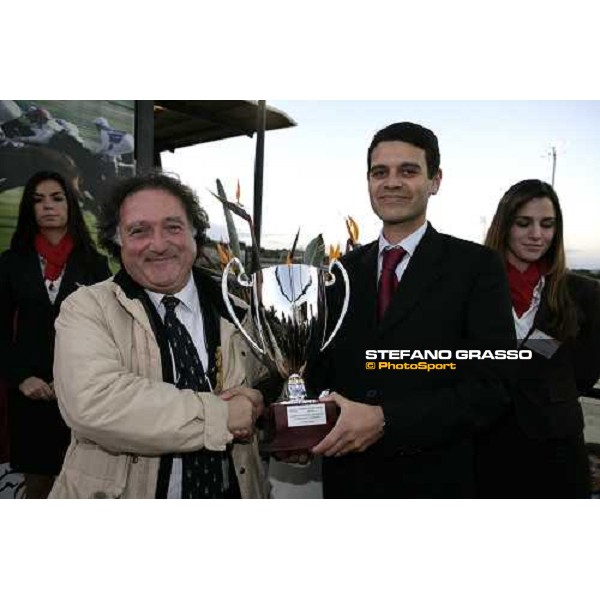 Mr. Hicham Debbagh gives the cup to Riccardo Menichetti trainer of Badde Lontana winner of Premio Campionato Fantini del Mediterraneo at Mediterraneo racecourse Siracusa, 12th jan. 2008 ph. Stefano Grasso