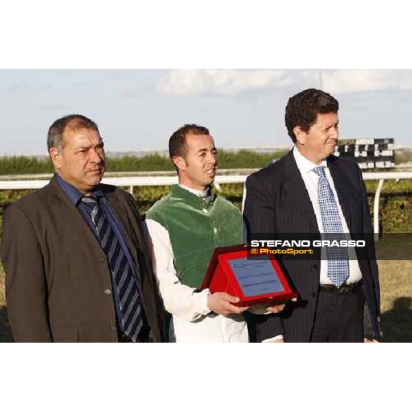 Mr. Mohand Amokrane Boualit ,dott. Concetto Mazzarella and Abdelmalek Sofiane Boumediene at Mediterraneo racecourse Siracusa, 12th jan. 2008 ph. Stefano Grasso