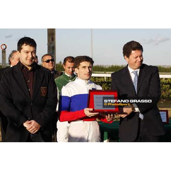 dott. Concetto Mazzarella with Magomet A. Kappushev at Mediterraneo racecourse Siracusa, 12th jan. 2008 ph. Stefano Grasso