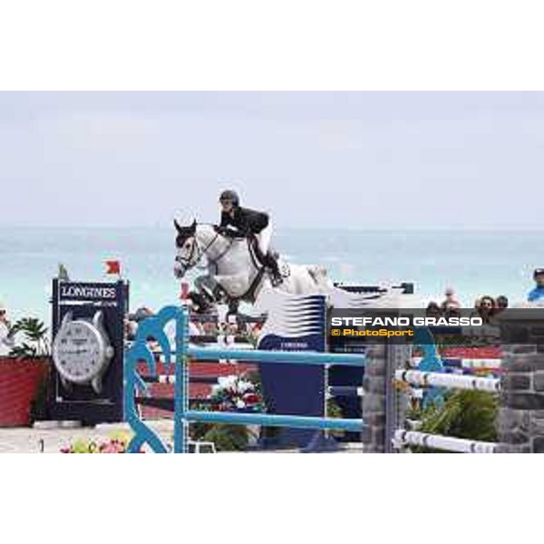LGCT of Miami Beach - Class 4 - Georgina Bloomberg (USA) on Paola 233 - Miami Beach, - 5 April 2018 - ph.Stefano Grasso/LGCT