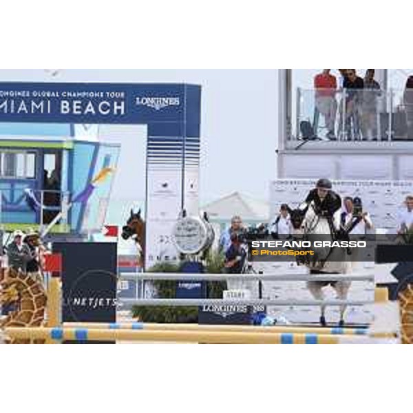 LGCT of Miami Beach - Class 4 - Georgina Bloomberg (USA) on Paola 233 - Miami Beach, - 5 April 2018 - ph.Stefano Grasso/LGCT
