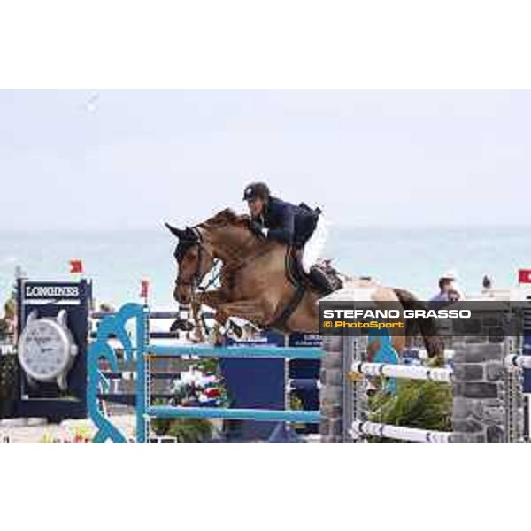 LGCT of Miami Beach - Class 4 - Eric Van Der Vleuten (NED) on Wunschkind 19 - Miami Beach, - 5 April 2018 - ph.Stefano Grasso/LGCT