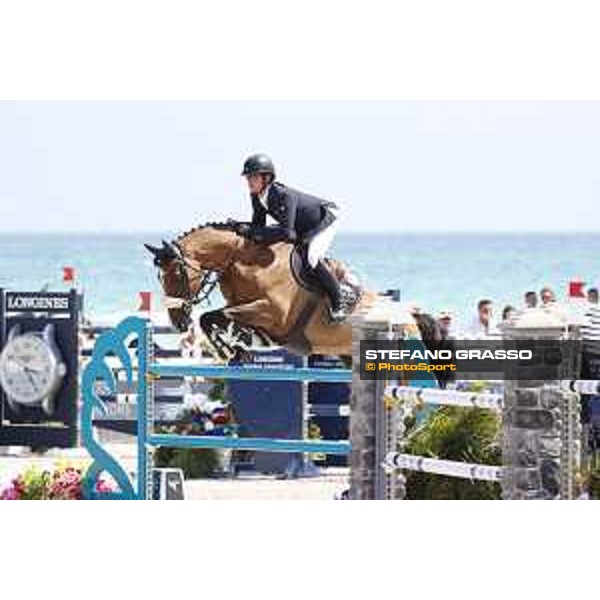 LGCT of Miami Beach - Class 4 - Darragh Kenny (IRL) on Cassini Z - Miami Beach, - 5 April 2018 - ph.Stefano Grasso/LGCT