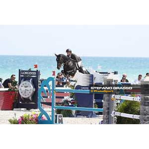 LGCT of Miami Beach - Class 4 - Jerome Guery (BEL) on Kel\'Star du Vingt Ponts - Miami Beach, - 5 April 2018 - ph.Stefano Grasso/LGCT