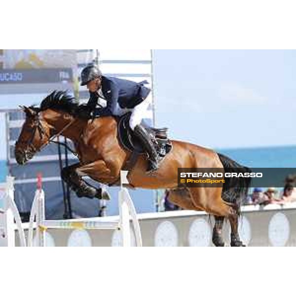 LGCT of Miami Beach - Class 10 - Julien Epaillard (FRA) on Instit de Jucaso - Miami Beach, - 6 April 2018 - ph.Mario Grassia/LGCT