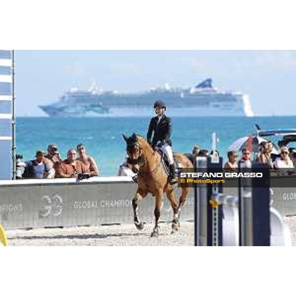 LGCT of Miami Beach - Class 10 - Jane Richard Philips (SUI) on Clipper du Haut du Roy - Miami Beach, - 6 April 2018 - ph.Mario Grassia/LGCT