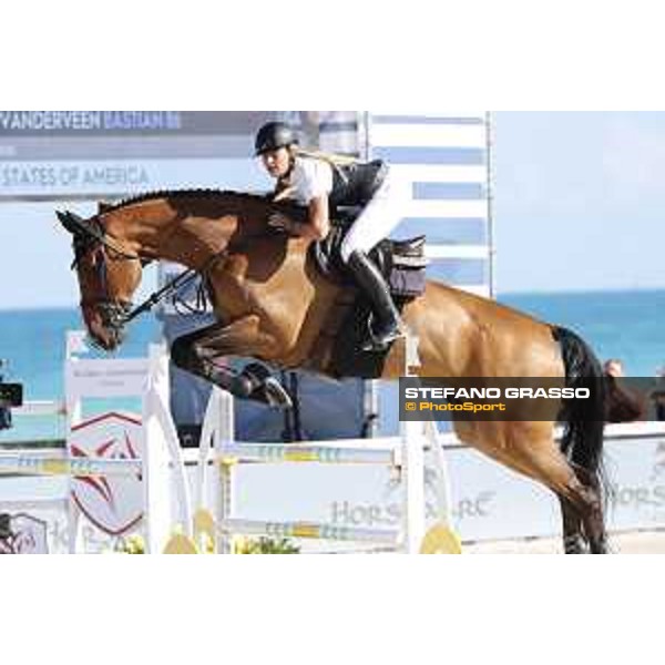 LGCT of Miami Beach - Class 10 - Kristen Vanderveen (USA) on Faustino de Tili - Miami Beach, - 6 April 2018 - ph.Mario Grassia/LGCT