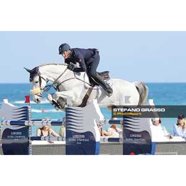 LGCT of Miami Beach - Class 10 - Lorenzo de Luca (ITA) on Limestone Grey - Miami Beach, - 6 April 2018 - ph.Mario Grassia/LGCT