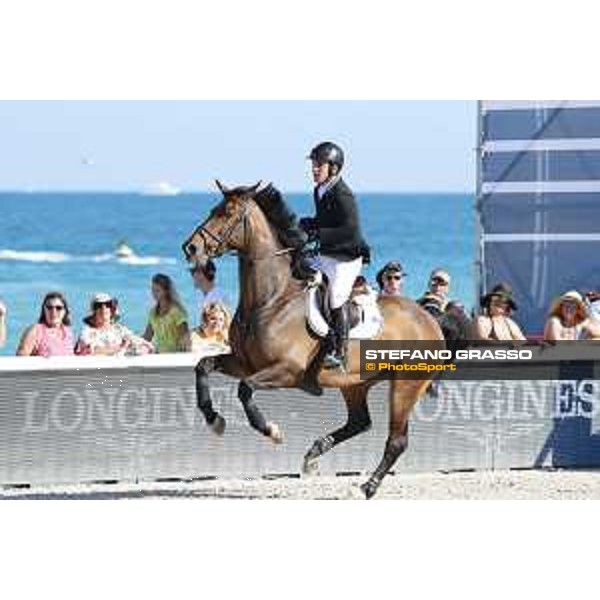 LGCT of Miami Beach - Class 10 - Sergio Alvarez Moya (ESP)on Charmeur - Miami Beach, - 6 April 2018 - ph.Mario Grassia/LGCT