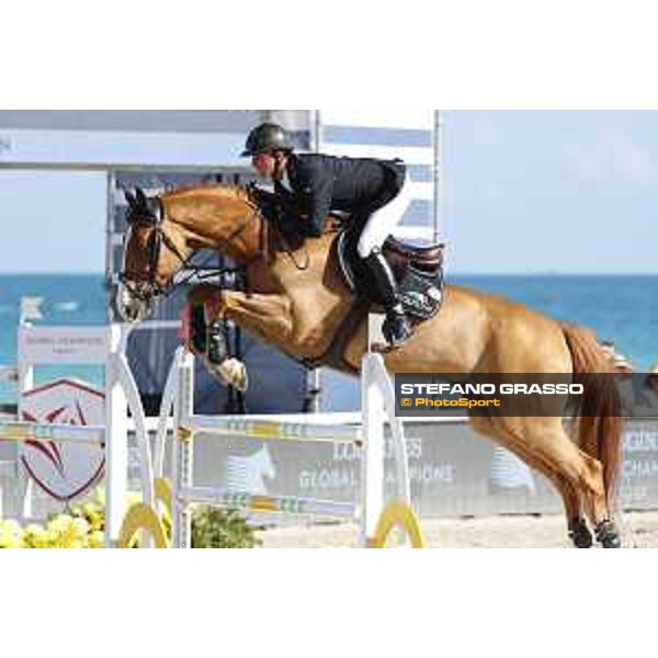 LGCT of Miami Beach - Class 10 - Ben Maher (GBR) on Don Vito - Miami Beach, - 6 April 2018 - ph.Mario Grassia/LGCT
