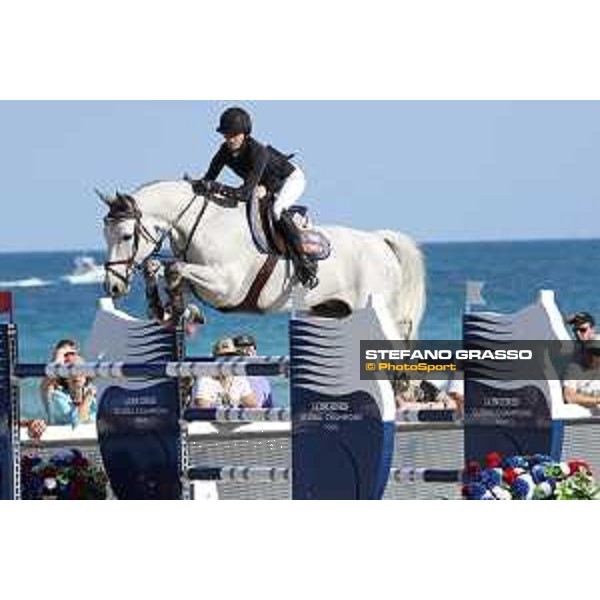LGCT of Miami Beach - Class 10 - Megane Moissonier (FRA) on Umours Batilly - Miami Beach, - 6 April 2018 - ph.Mario Grassia/LGCT