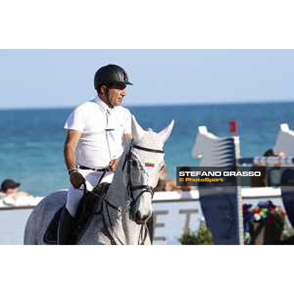 LGCT of Miami Beach - Class 10 - Rene Lopez (COL) on Con Dios III - Miami Beach, - 6 April 2018 - ph.Mario Grassia/LGCT