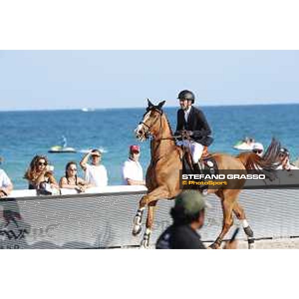 LGCT of Miami Beach - Class 10 - Simon Delestre (FRA) on Gain Line - Miami Beach, - 6 April 2018 - ph.Mario Grassia/LGCT